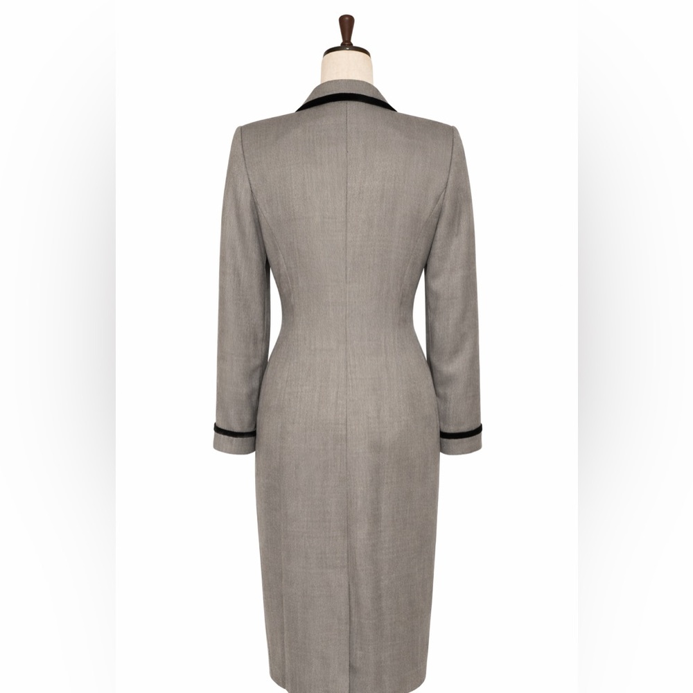Vintage Kasper dress- modern suiting. Retro style- 6 - Picture 3 of 5